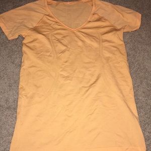 Lululemon run swiftly short sleeve size 8